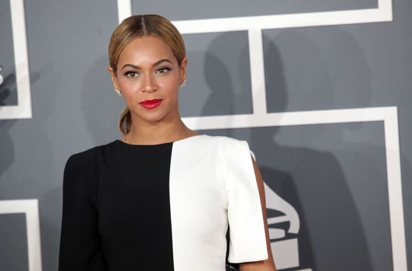  Beyoncé is Back With a Brand New Album