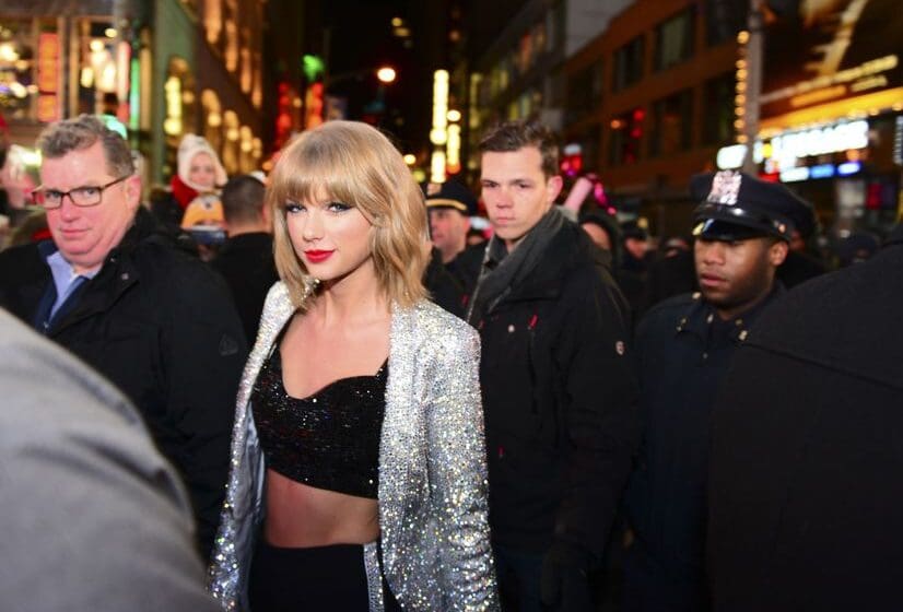  Taylor Swift Takes on the Film World Once Again in Amsterdam