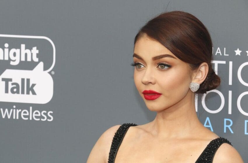  Sarah Hyland And Well Adams Get Hitched!