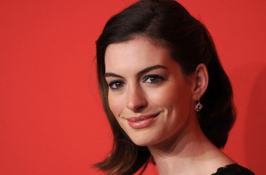  Anne Hathaway’s Early Career Regrets Are Untold