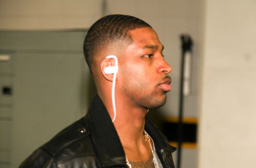  Tristan Thompson Appears With A Black Eye in Los Angeles, Khloe Kardashian Says She’s Forgiven Him