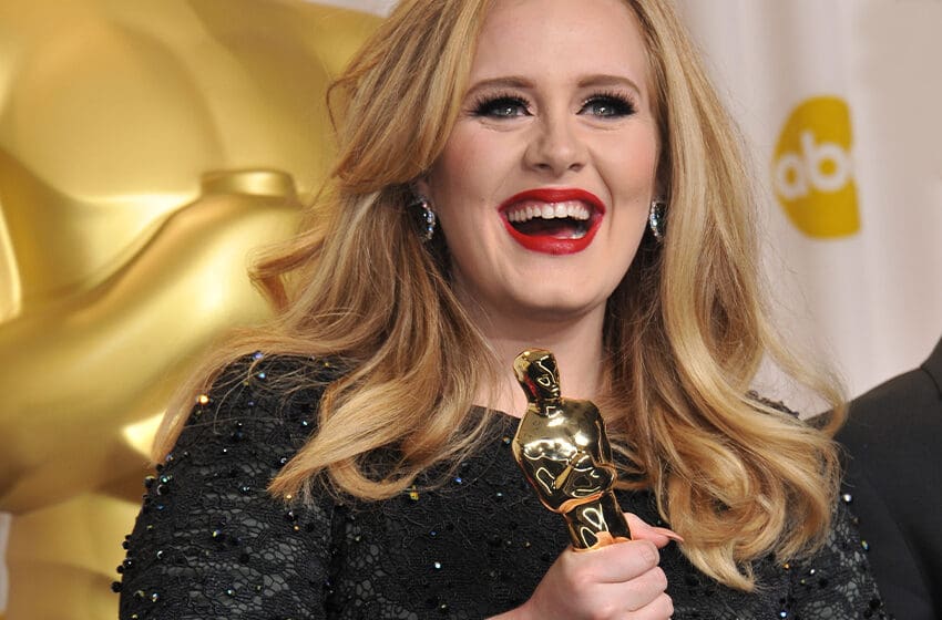  Adele Dedicates Grammy Win To Her Son & Boyfriend, Blushes Hard After First-Time Meeting Dwayne Johnson In Person