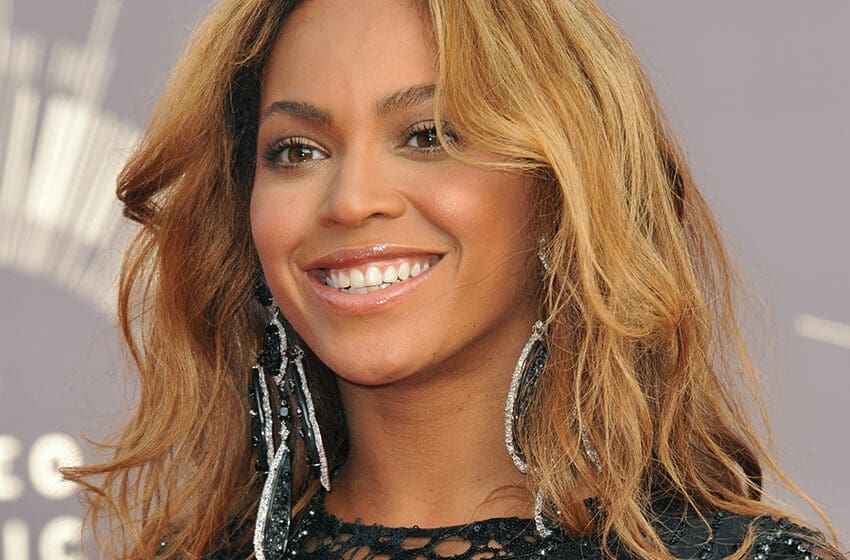  Beyoncé Breaks Record With Most Grammy Wins in History