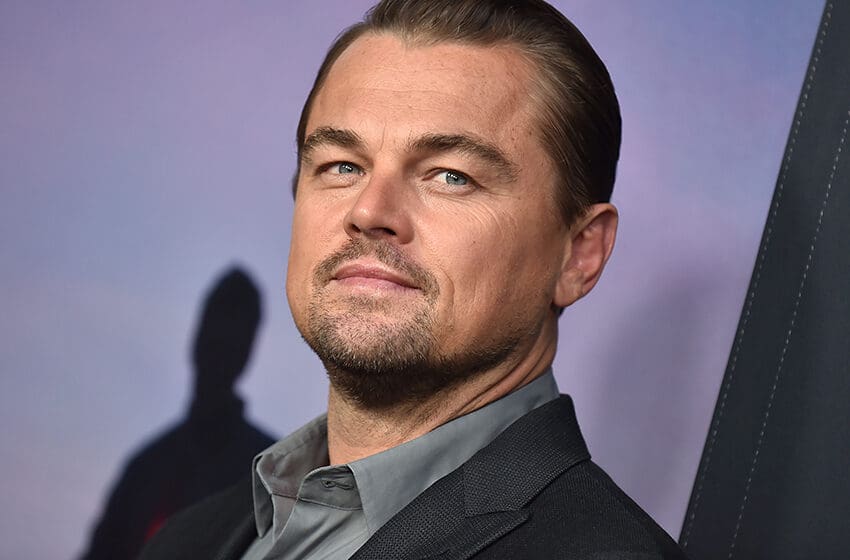  Leonardo DiCaprio Distances Rumored 19-Year-Old Girlfriend As She Arrives New York Alone