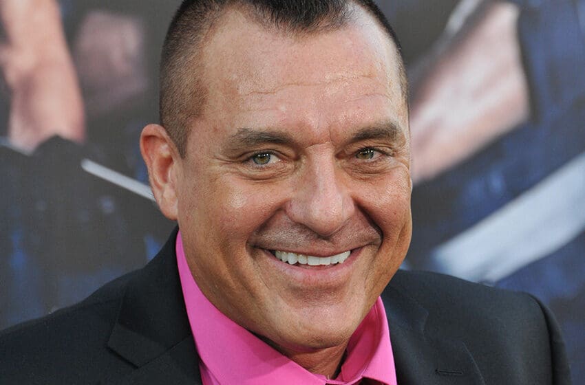  Saving Private Ryan Star Tom Sizemore Remains In a Coma After Suffering a Brain Aneurysm