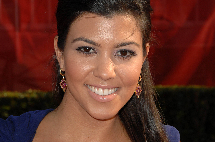  Kourtney Kardashian Is Happy With Her Decision Not To Have Cameras For Their Show During Her Wedding To Travis Barker