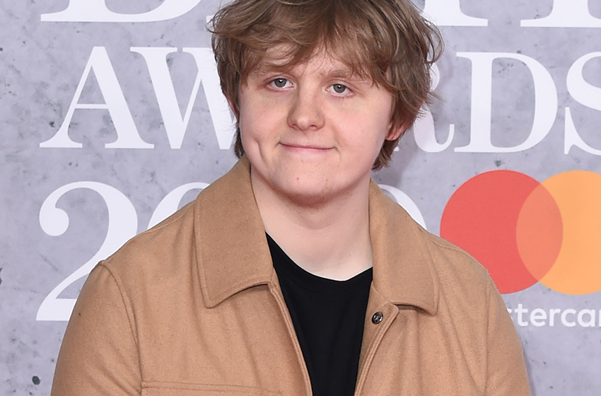  Lewis Capaldi Reveals That Twitches And Mental Health Struggles Scared Him Into Thinking His Life On Stage Was Over