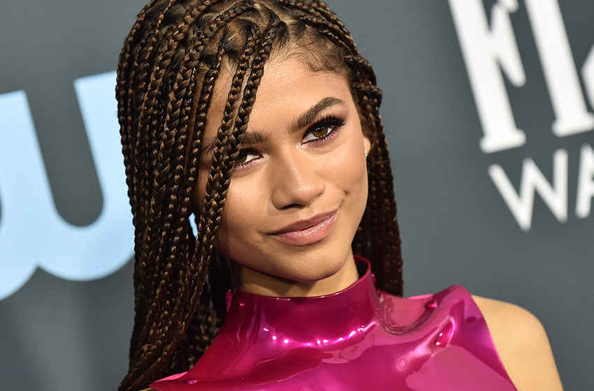  Zendaya Takes Coachella 2023 Stage For Surprise First Live Performance After 8 Years