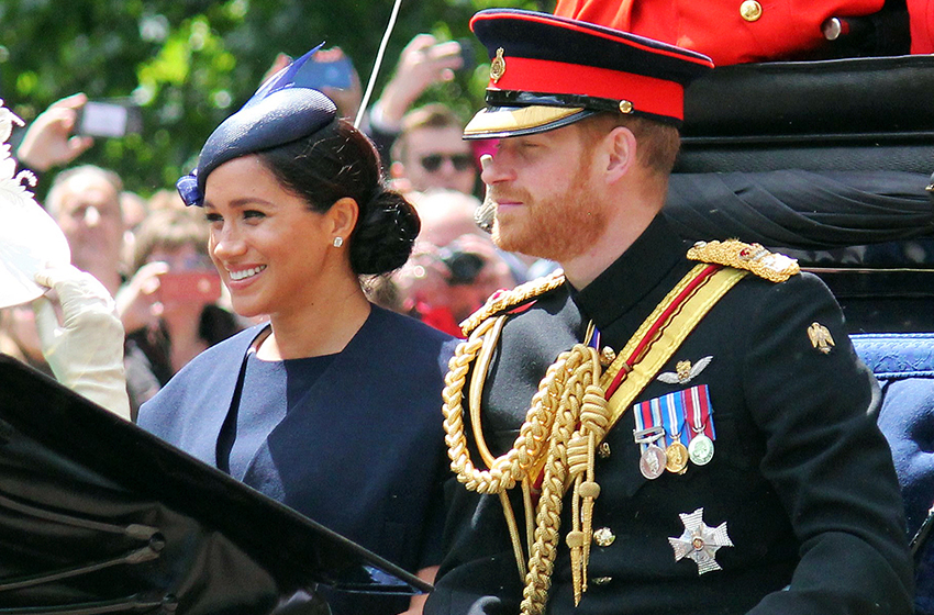  Prince Harry And Meghan Markle Asked To Fly With Biden In Air Force One After The Queen’s Funeral But Were Promptly Denied, And Jill Skipped Their Invictus Games Invite