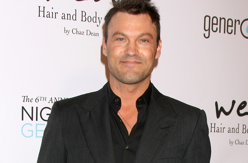  Brian Austin Green Announces Engagement To Long-Time Beau Sharna Burgess