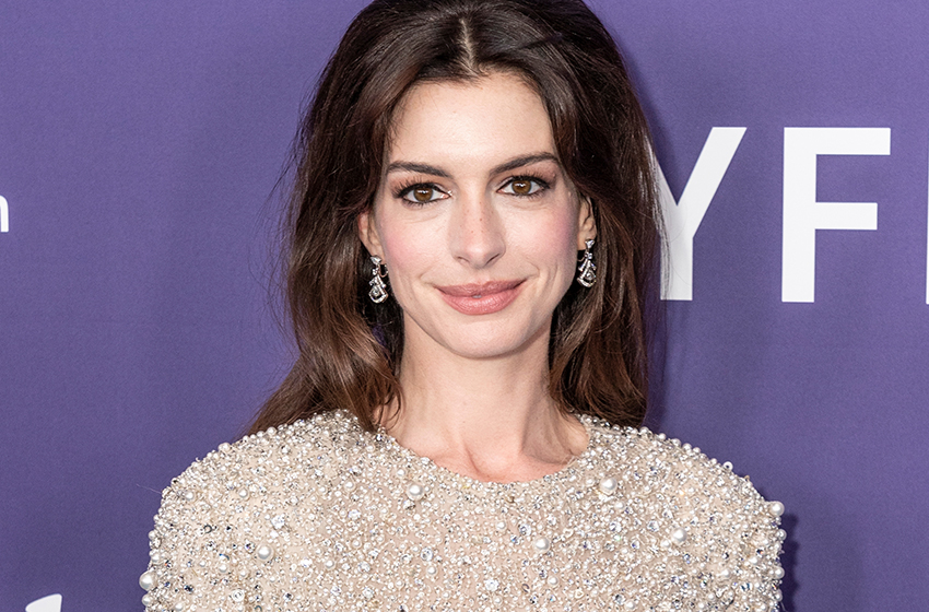  Anne Hathaway Expresses Desire For Reunion With Meryl Streep On The Big Scree