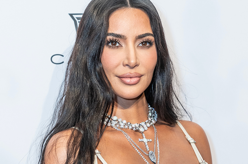  Kim Kardashian’s Lavish Birthday Celebration Overflowing With Flowers And Love