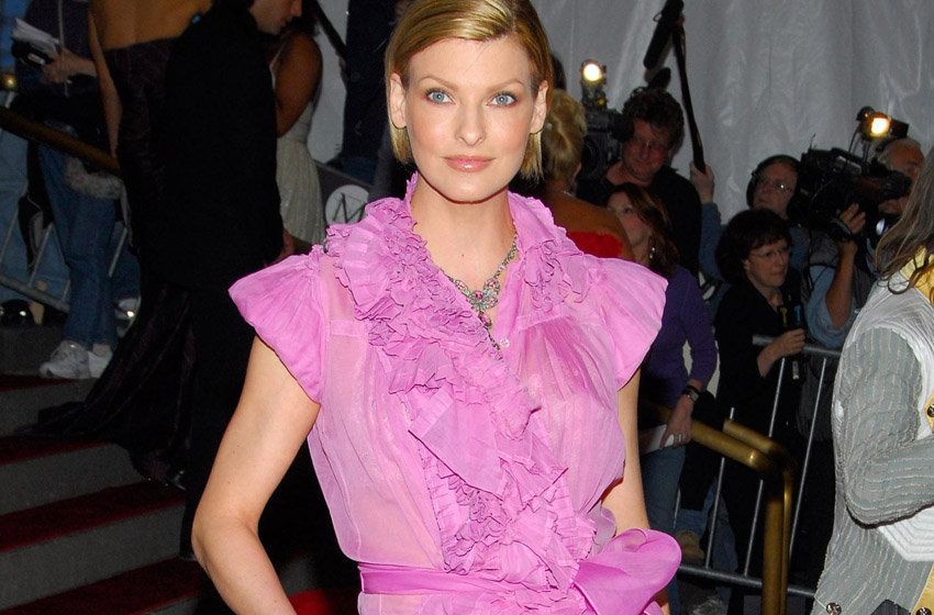  Supermodel Linda Evangelista Opens Up About Her Extreme Weight Loss Methods