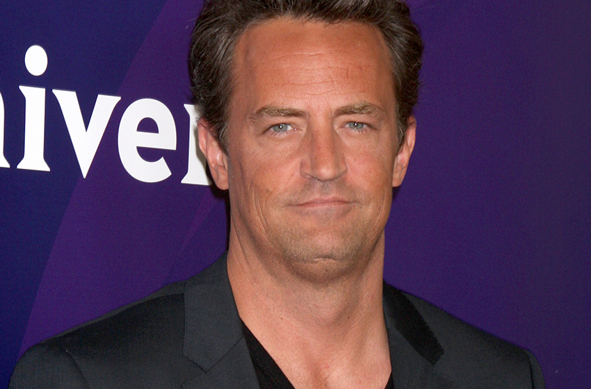  Matthew Perry’s Untimely Death Has Left Family and Friends Heartbroken