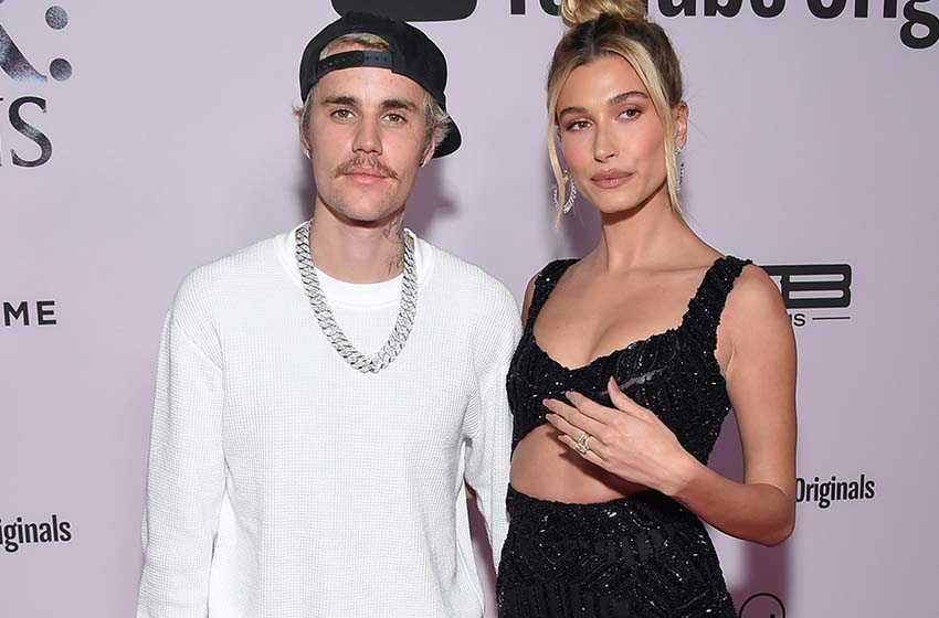  Justin And Hailey Bieber Go On Hockey Date Night