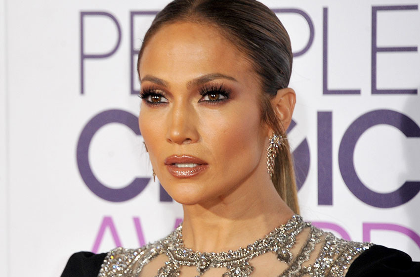  Jennifer Lopez Opens Up About Relationship Trials With Now-Husband Ben Affleck