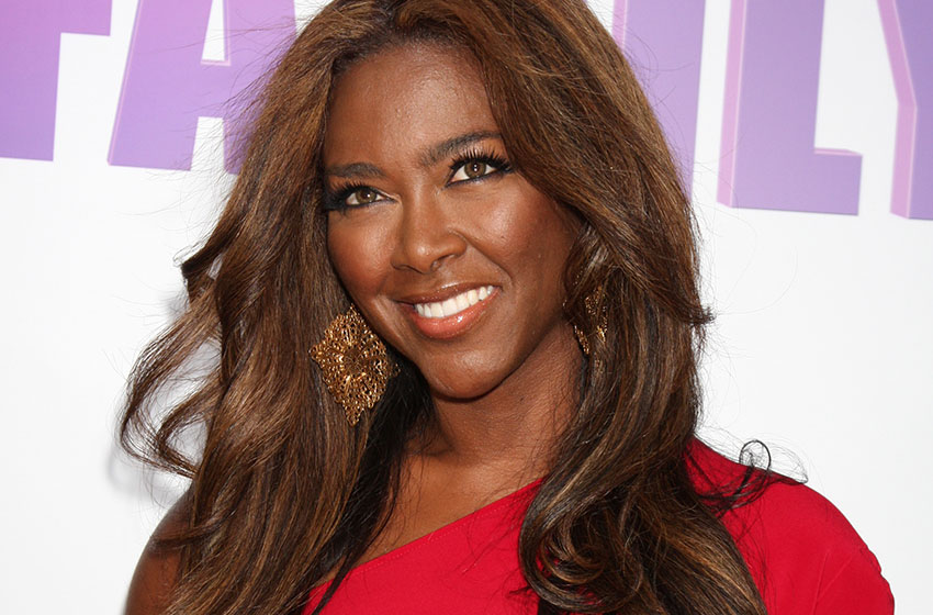  Kenya Moore Embraces New Beginnings: Speaks About Blaming Herself For Her Divorce