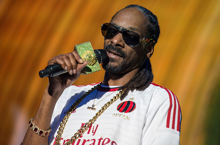  Snoop Dogg Pays Tribute To Late Brother Bing Worthington