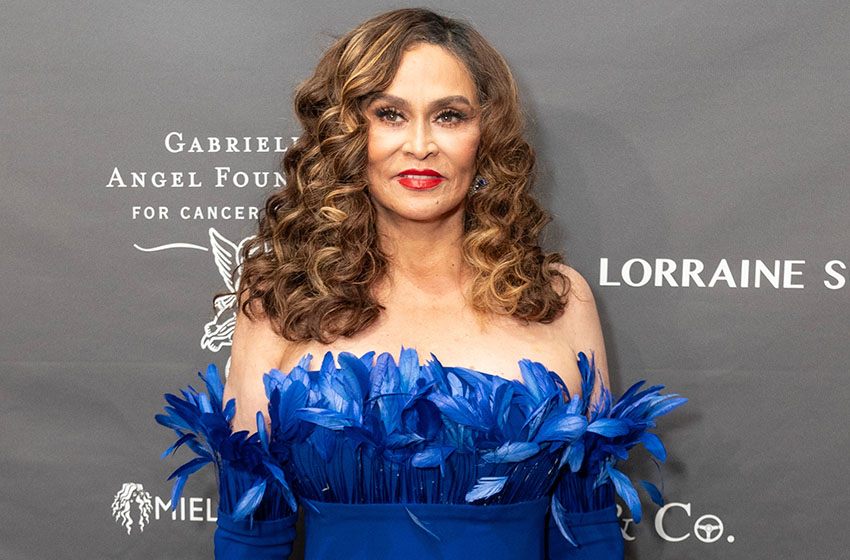  Tina Knowles Clears The Air After Instagram “Like” Controversy