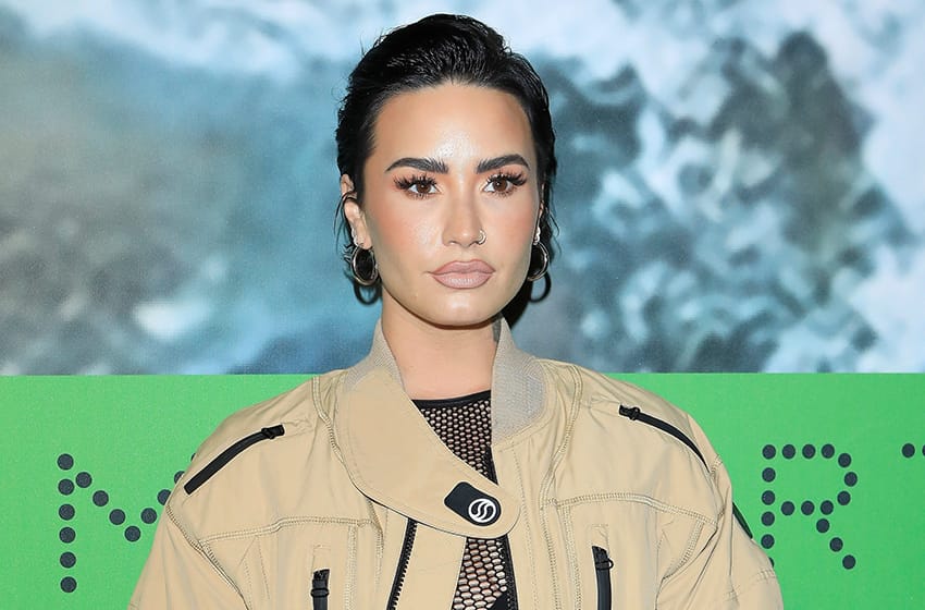  Demi Lovato Shares Beauty Secrets With Fans, Opens Up On Anti-Wrinkle Injectables