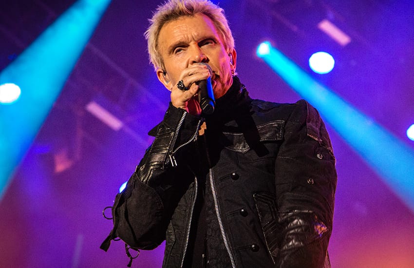  Billy Idol Embraces A New Lifestyle, He Says He’s “California Sober”