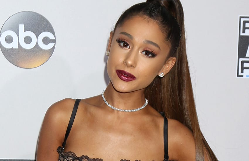  Ariana Grande Reunites With Manager Scooter Braun About 10 Months After Parting Ways