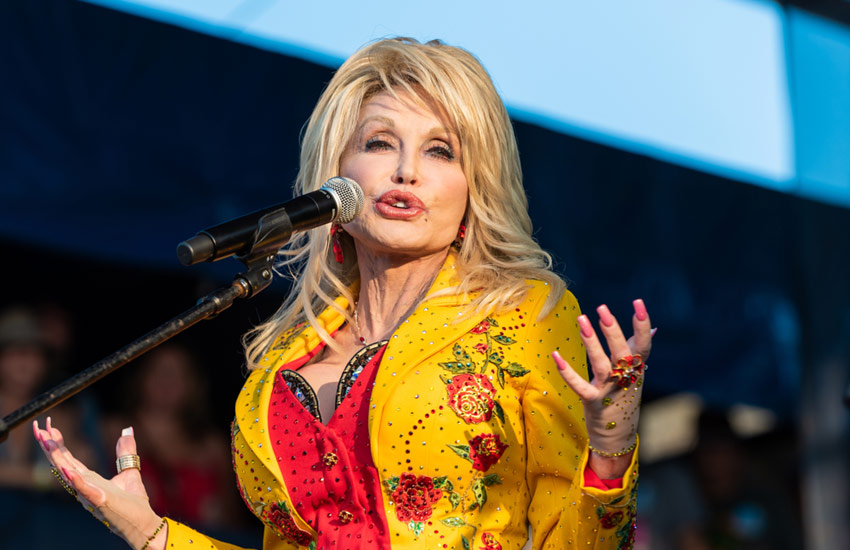  Dolly Parton’s Childhood On A Plate: How Food And Family Inspired Her New Cookbook