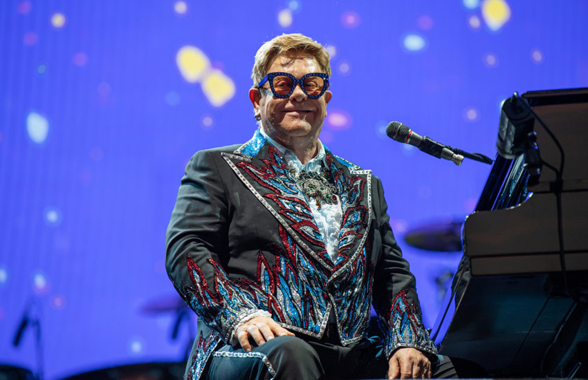  Elton John On His “Astonishing Life”: “I’ve Never Felt Happiness Like This Before”