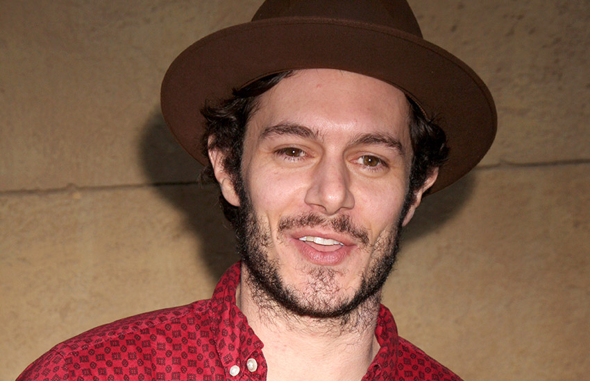  Adam Brody Reveals How Nobody Wants This Changed Everything