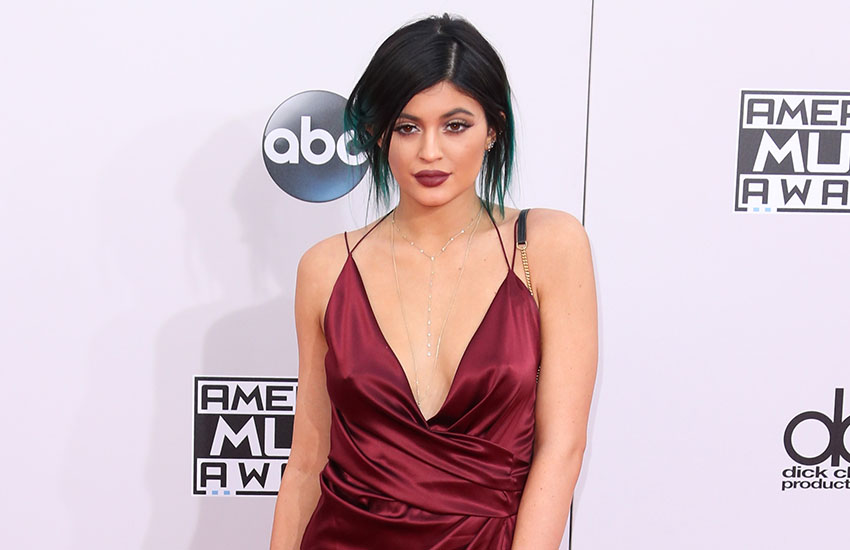  Kylie Jenner Gifts Kris Jenner A Priceless Holiday Surprise