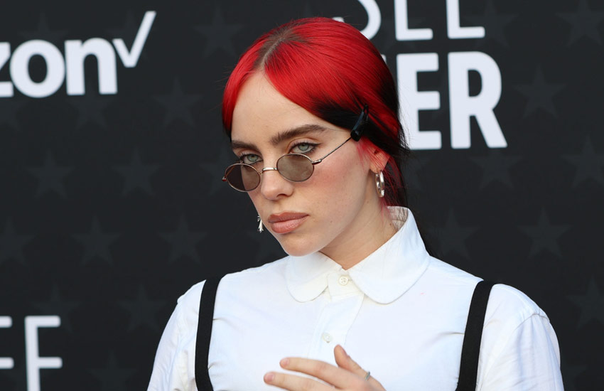  Billie Eilish Calls Social Media Her “Cigarettes” In Honest Take On Internet Use