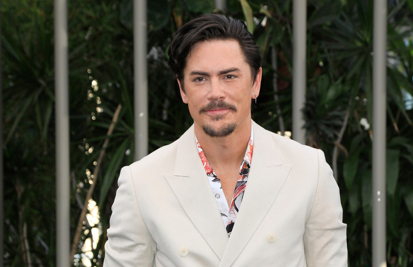  Tom Sandoval Accused Of Sabotage As “The Traitors” Kicks Off