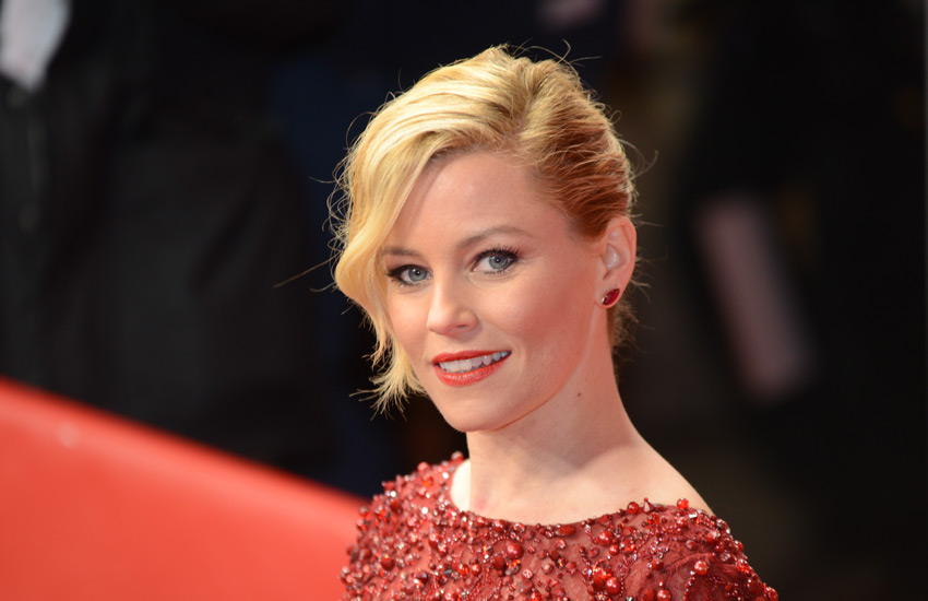  Elizabeth Banks Gives Her Blessing As Elle Fanning Becomes The New Effie Trinket