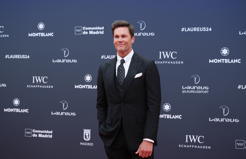  Tom Brady Admits He’s “Run Down” After “Crazy” October: “It All Finally Caught Up to Me”