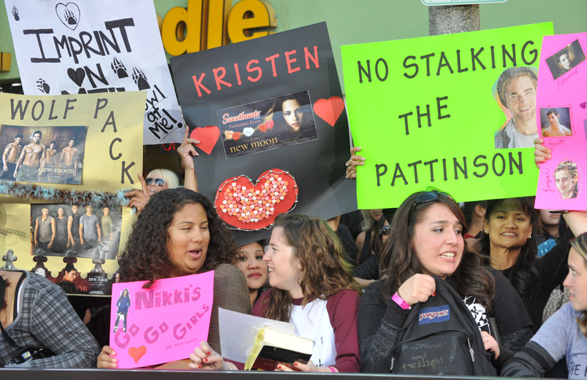  Why Hollywood Friendships Fascinate Millions of Fans